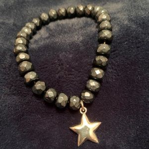 *NWOT* Charcoal Beaded Star Bracelet